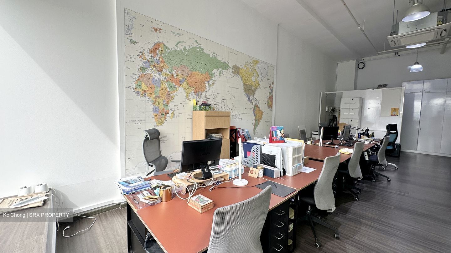 The Central (D1), Office #559747731